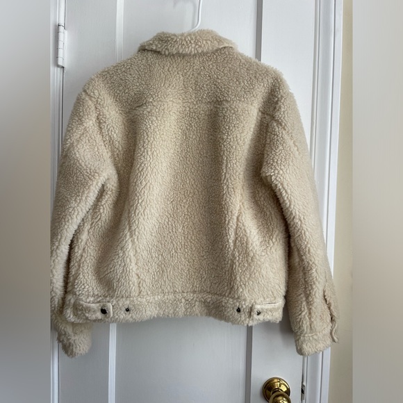 NWOT Levi’s Faux Shearling Jacket Women’s Small - Picture 4 of 7